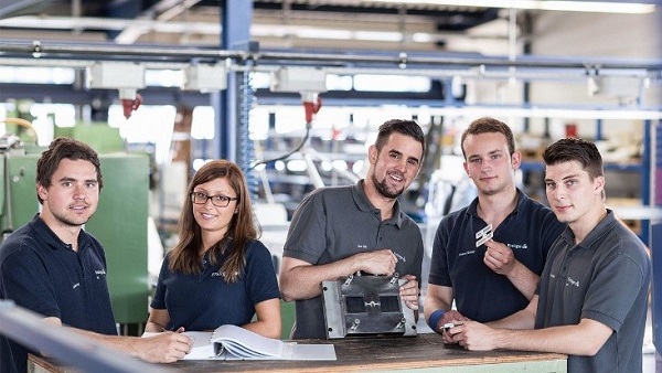 درخواست برای کارآموزی (Ausbildung) در آلمان