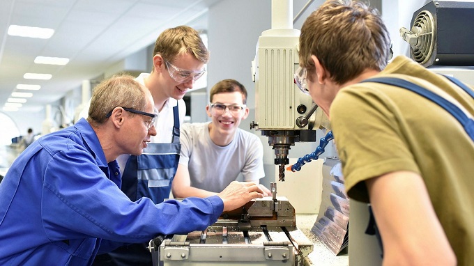 شغلهای پرطرفدار در آلمان با آموزش فنی ـ حرفهای