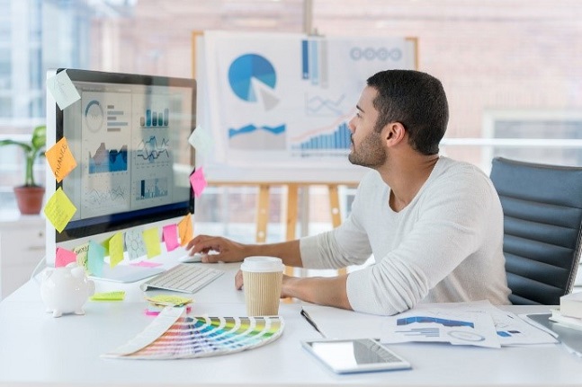 متخصص بازاریابی دیجیتال