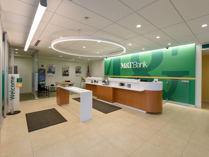 کاریابی برای کارمندان بانک در کانادا